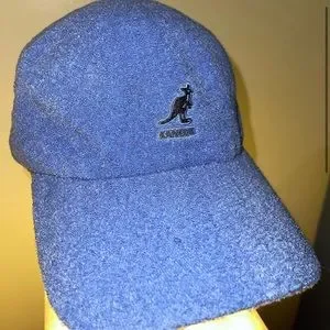 Kangol | Accessories | Boucle Kangol Stretch Cap | Poshmark display picture 3